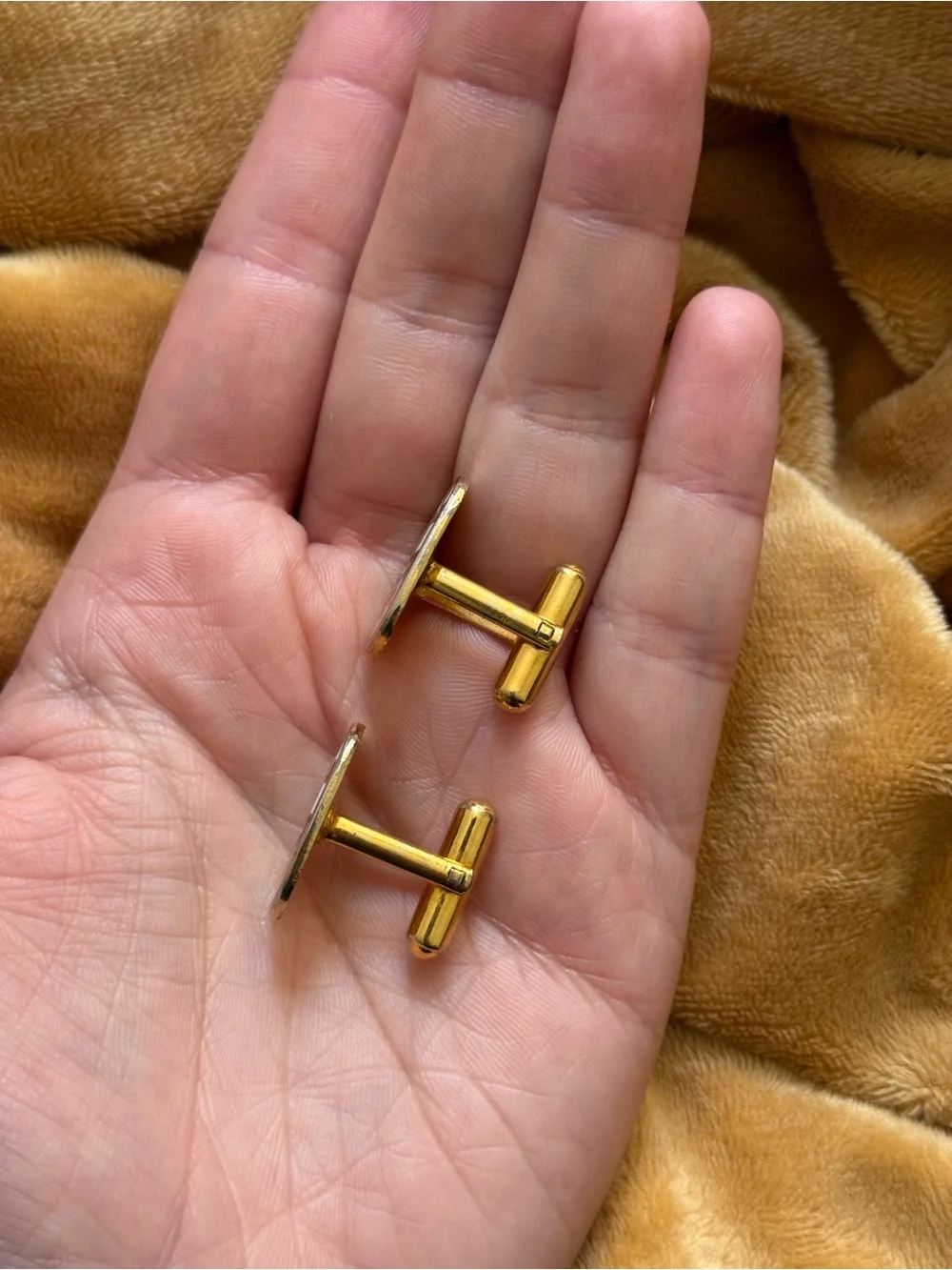 United Kingdom 4 home nations heraldic shield Gold cufflinks- vintage costume